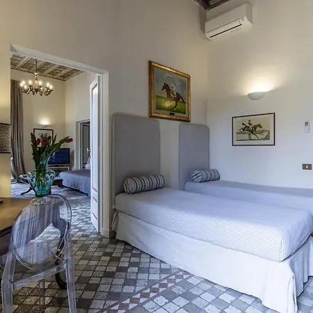Apartment Piazza Della Maddalena View Rome