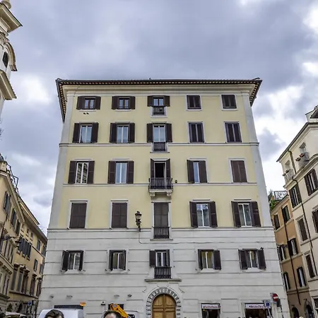 Piazza Della Maddalena View Řím